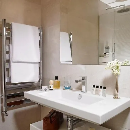 Hotel Trident 4*
